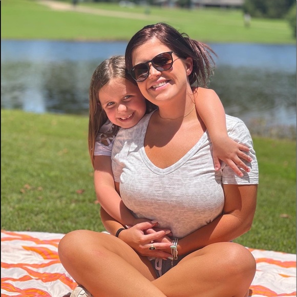 Meet your Posher, Hope - Picture 9 of 16